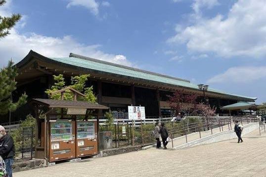 宮島桟橋前の広場