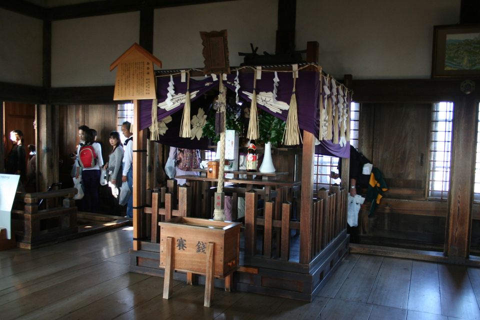 大天守の最上階にある刑部神社